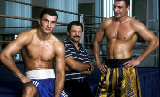 Виталий Кличко вернул титул чемпиона WBC в супертяжелом весе