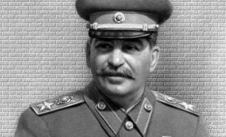 Священник избрал Сталина в святые и выставил его икону
