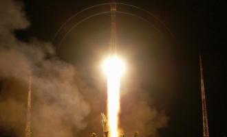 Иран вывел на орбиту свой первый спутник