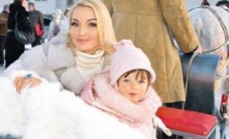 Анастасия Волочкова заплатит за дочь полмиллиона