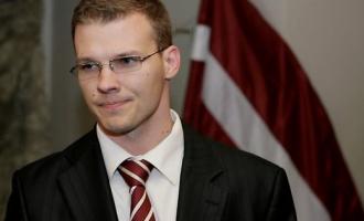 Националисты в Латвии требуют признать День победы траурной датой