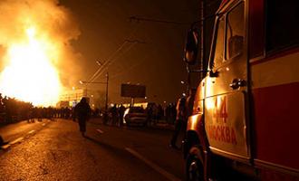 Пожар на Золоторожском валу будут тушить с вертолетов