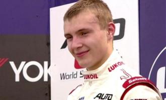 17-летний российский гонщик Сергей Сироткин стал пилотом швейцарской команды Sauber