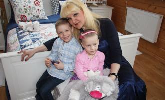 Певица Маргарита Суханкина прекратила войну за приемных детей