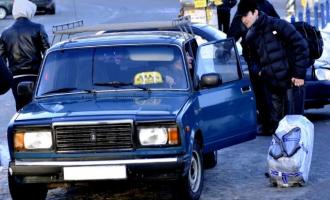 Московская полиция устроила облаву на таксистов-нелегалов