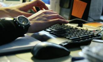 Эксперты: искать работу лучше через соцсети