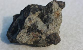 Согласно исследованиям ученых, Челябинский метеорит относится к