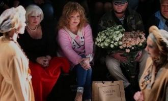 Алла Пугачева перешла на молодежный стиль в одежде