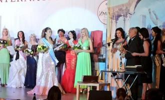 Победительницей конкурса красоты «Миссис Россия International-2013» стала Эльвира Янковская