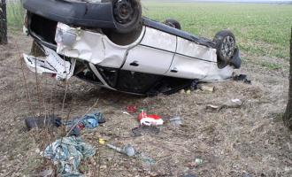 Смертельное ДТП под Владимиром: три человека погибли в опрокинувшейся иномарке