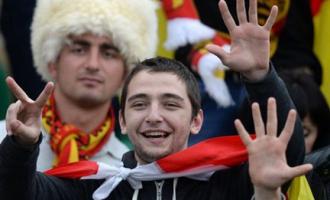 Смертельная вечеринка в Северной Осетии: один человек погиб, еще девять отравились