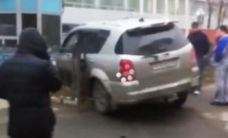 Массовая авария на северо-востоке Москвы: джип протаранил 4 машины и будку охраны