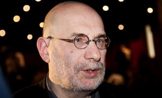 Борис Акунин отказался от участия в литературном форуме из-за Путина