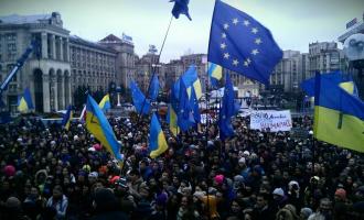 Депутат из Севастополя просит Путина ввести войска на территорию Украины