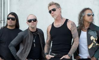 Рок-группа Metallica спела под куполом в Антарктиде