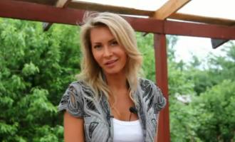 «Дом-2»: Элина Карякина ждет состоятельного ухажера