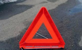 Грузовик врезался автобус с 40 пассажирами в Сургутском районе