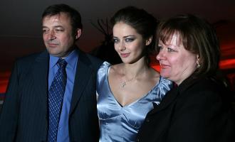 Марина Александрова подарила своим родителям свадьбу на Мальдивах