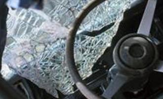 В Москве столкнулись рейсовый автобус и грузовик: 4 человека пострадали