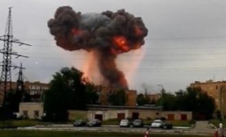 В порту столицы Индонезии взорвался склад боеприпасов, 25 военных пострадали