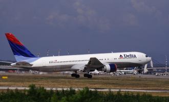 В Нью-йорке самолет Delta Air Lines совершил экстренную посадку