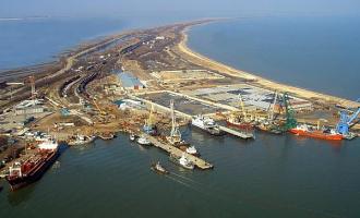 Минобороны России решает проблему с паромной переправой в Крым