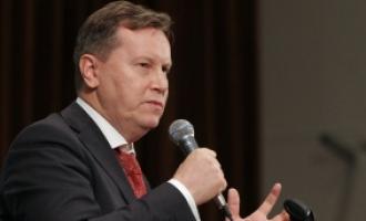 Возмущенный победой на «Евровидении» гея-трансвестита депутат Госдумы спел русскую песню прямо с трибуны парламента
