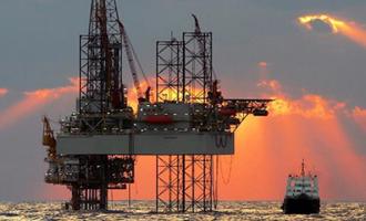Президент США запретил добывать нефть на Аляске