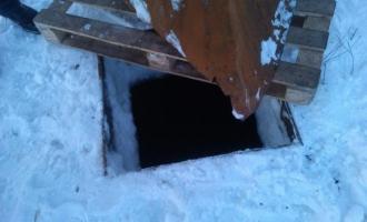 В Ульяновске школьник провалился в открытый люк пожарного водохранилища