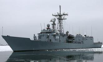 В Балтийском море не разминулись польские военные корабли