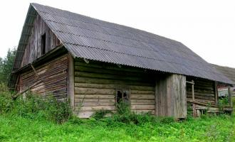 Башкирский депутат-бизнесмен продал сиротам непригодные для жизни дома