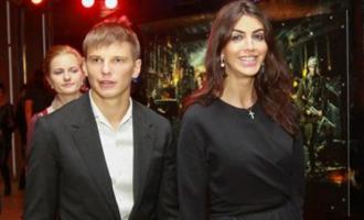Футболист Андрей Аршавин переехал в новый дом с новой подругой