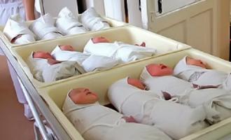 В России растет рождаемость и снижается смертность населения