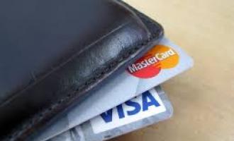 В Крыму снова можно расплачиваться картами Visa и MasterCard
