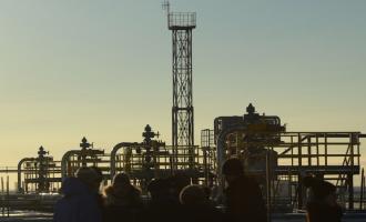 На Ямале горит газовая скважина