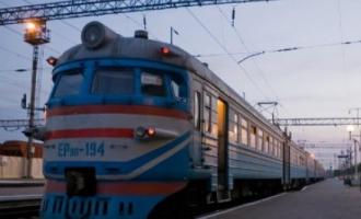 На крыше электрички в Подмосковье погиб подросток