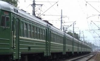 Происшествие в Подмосковье: на пригородную электричку Ярославского направления упал высоковольтный кабель