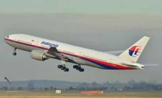 Летевший из Амстердама малайзийский Boeing экстренно приземлился в Индии