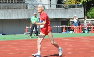 105-летний дедушка из Японии установил рекорд в беге на 100 метров