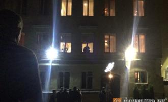 В баре петербургского отеля подрались оперативники и выходцы с Кавказа