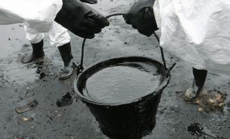 Происшествие под Челябинском: перевернулась цистерна с нефтепродуктами