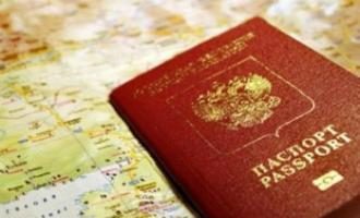 Россиянам разрешили получать второй заграничный паспорт