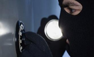 Нападение в Люберцах: мужчины в масках вынесли из отделения банка 6 млн рублей