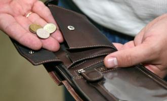 Реальные зарплаты россиян продолжают снижаться