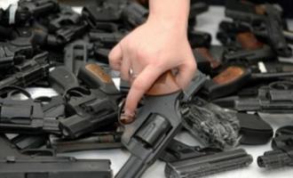 Сотрудник отдела полиции Ростова «обчистил» камеру хранения оружия и боеприпасов