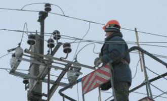 Циклон в Свердловской области оставил без света почти 30 тысяч жителей