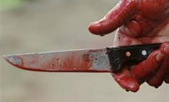 В Екатеринбурге прямо на улице два человека скончались от ножевых ранений