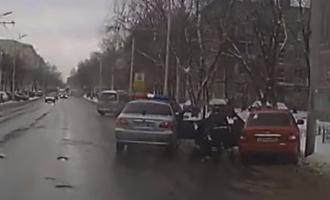 Сотрудники ДПС Рязани избили пьяного нарушителя при задержании