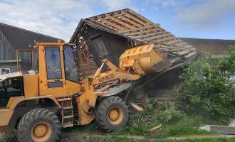 В поселке Плеханово сносят дома цыган
