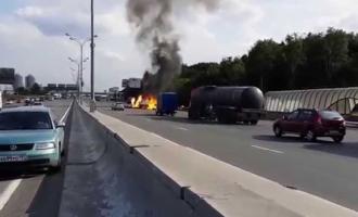 Крупная авария на МКАД спровоцировала дорожную пробку в 15 километров